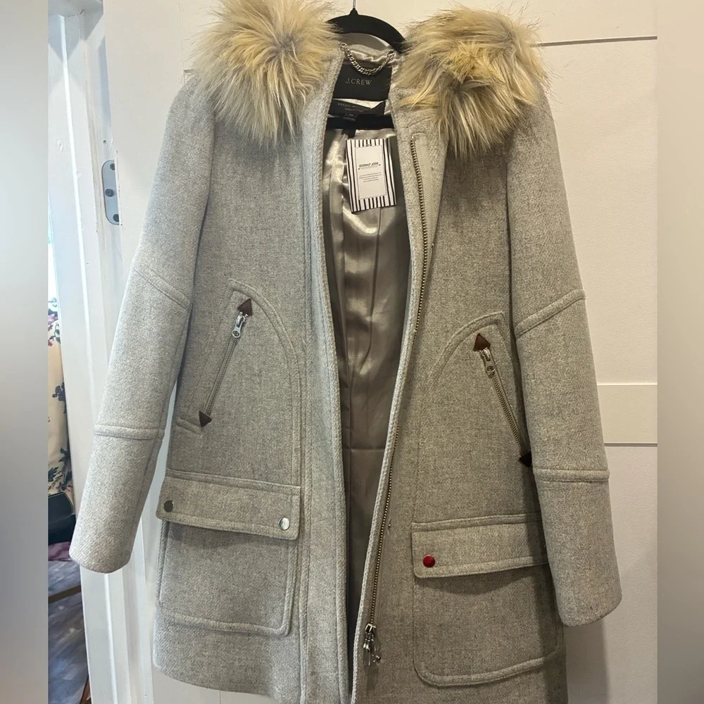 J.Crew stadium cloth wool jacket with faux fur hood size 00 - Picture 3 of 4